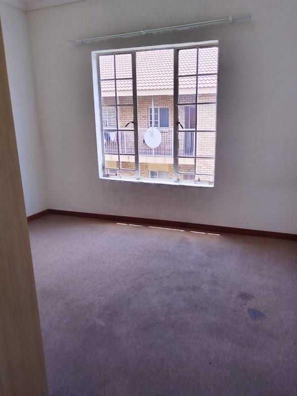 2 Bedroom Property for Sale in Waterval East North West